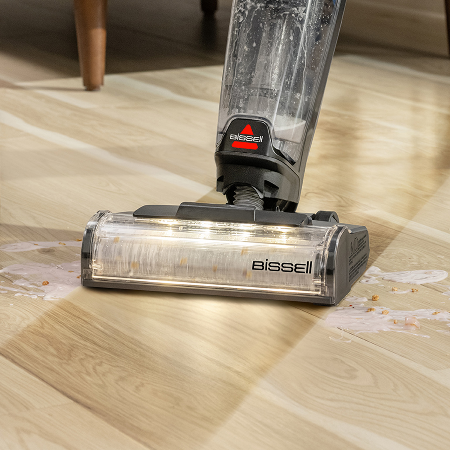 Aspire e passe o chão de uma só vez